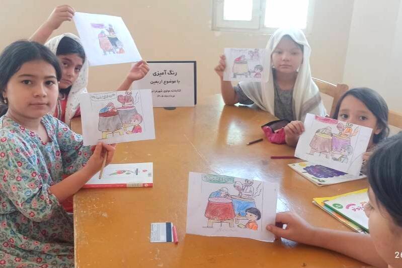 ویژهبرنامههای فرهنگی اربعین در کتابخانه عمومی مولوی شهر فراغی برگزار شد