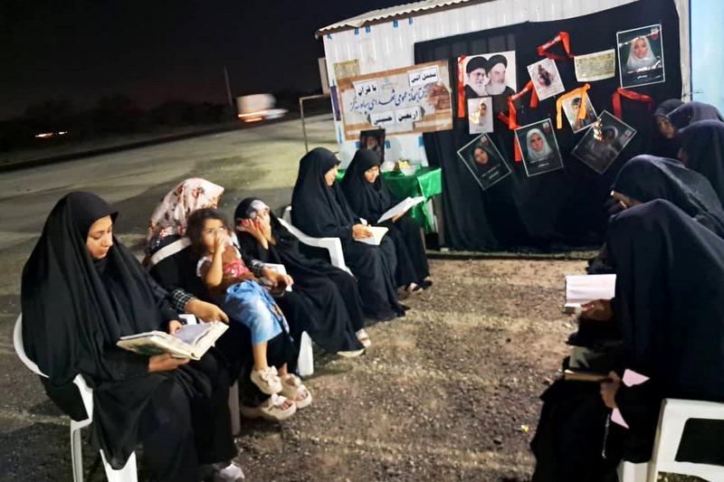 خدمت فرهنگی کتابخانه عمومی بنهگز به زائران اربعین حسینی با اجرای «در مسیر نور»