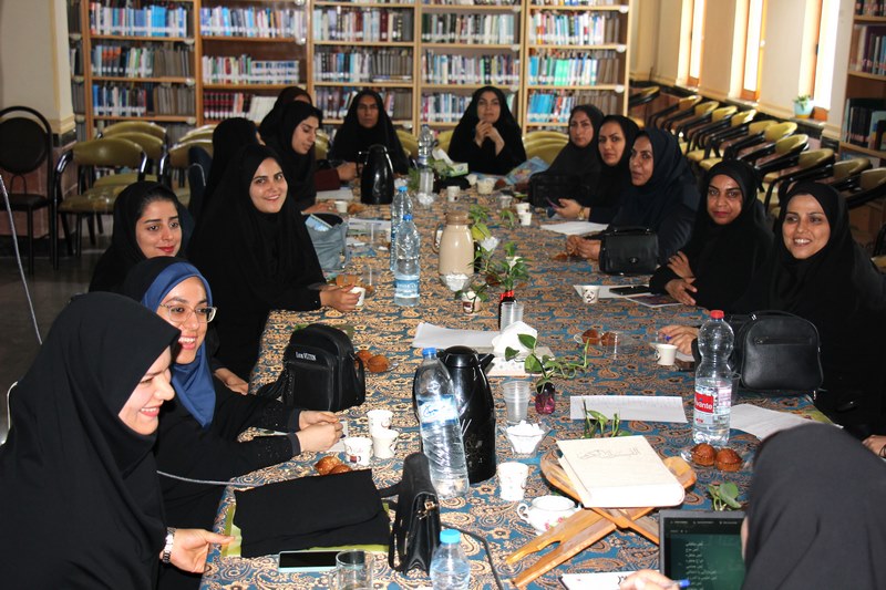 برگزاری دوره «نقشآفرینان دنیای داستان» برای کتابداران بوشهری