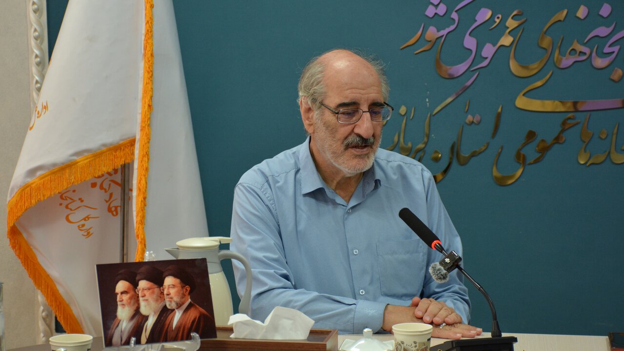 حضور اعضای انجمن خوشنویسان در کتابخانه امیرکبیر