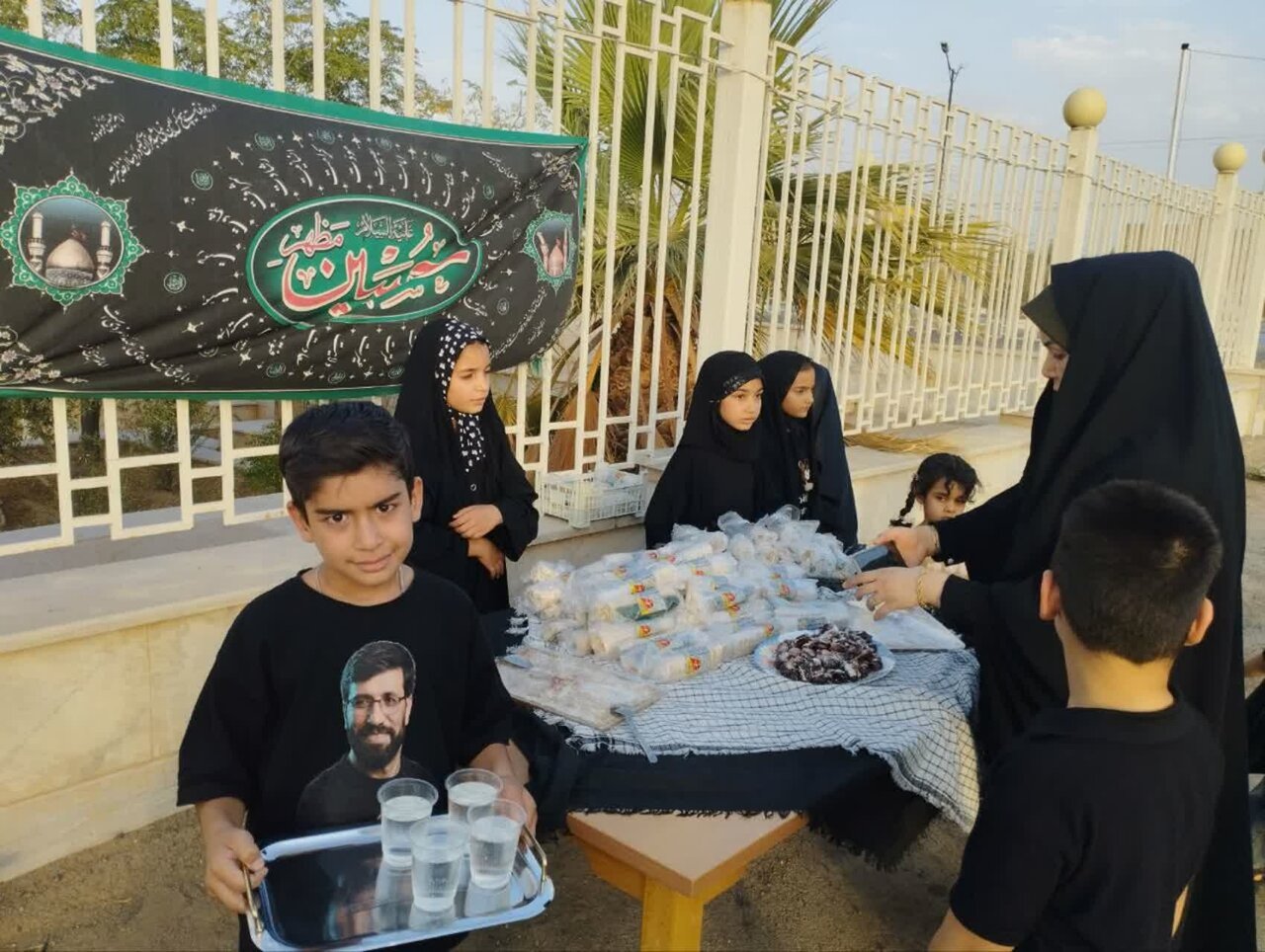 برپایی موکب کودکان در کتابخانه سردار شهید رعیت یزدل شهرستان آران و بیدگل