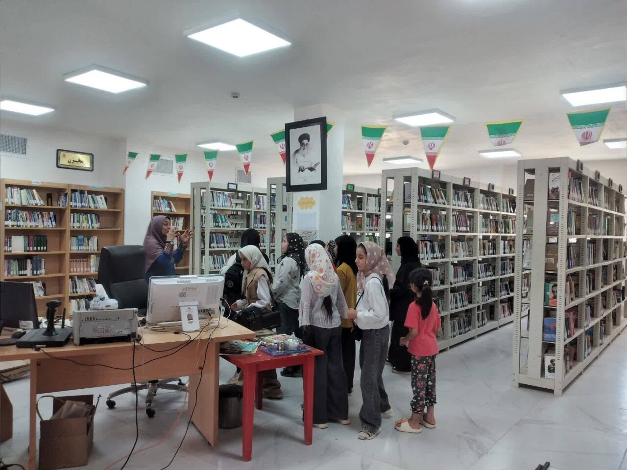 گامی نو برای پیوند حافظان کوچک قرآن با دنیای کتاب و دانایی