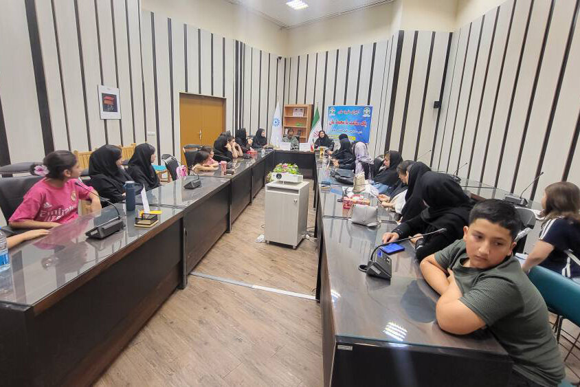 کتابخانه مرکزی ایلام، میزبان کارگاه اصول محیط‌بانی و حفاظت از محیط زیست شد