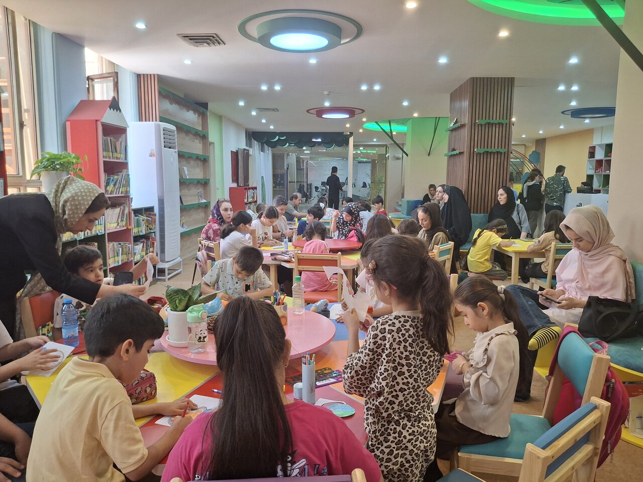 تابستانی با عطر کتاب برای کودکان در کتابخانه مرکزی ارومیه