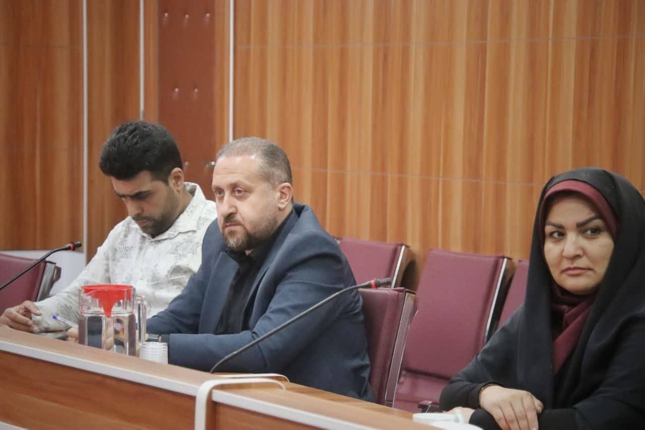 تأکید معاون سیاسی استاندار سمنان بر نقش روابط عمومی‌ها در تقویت اعتماد عمومی