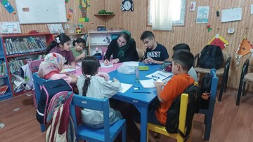 کارگاه آموزشی نقاشی با مدادرنگی