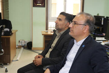 بازدید مدیر کل اداره کتابخانه‌های عمومی استان خراسان رضوی  از موسسه فرهنگی شهرآرا به مناسبت روز خبرنگار