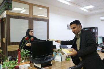 بازدید مدیر کل اداره کتابخانه‌های عمومی استان خراسان رضوی  از موسسه فرهنگی شهرآرا به مناسبت روز خبرنگار