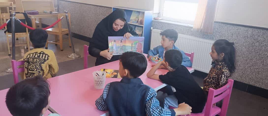 «کتابستون گرم»؛ تابستانی متفاوت برای کودکان و نوجوانان همدانی
