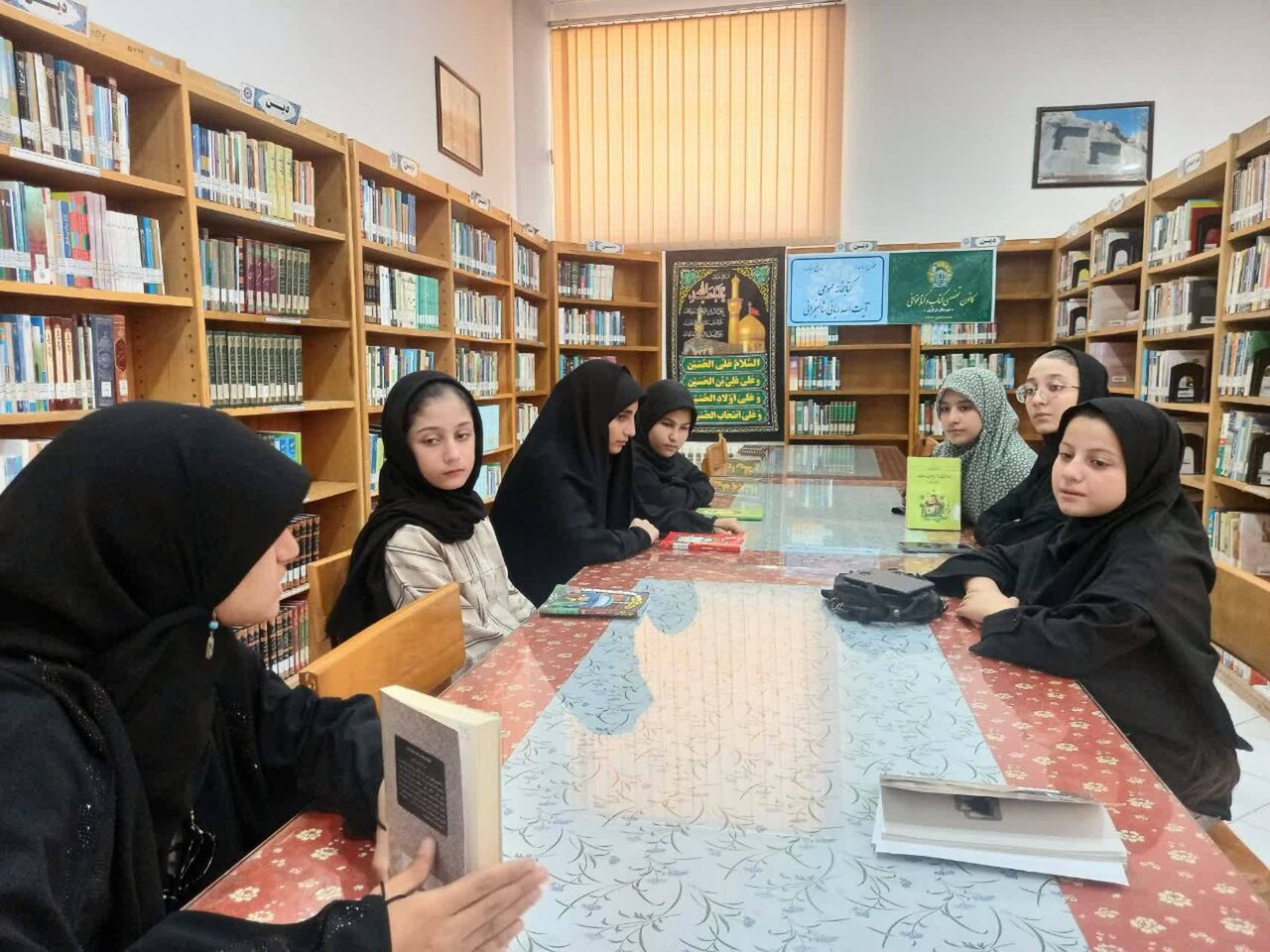 تجلیل از چهار خبرنگار نوجوان عضو کتابخانه آیتالله ربانی شاهنجرانی