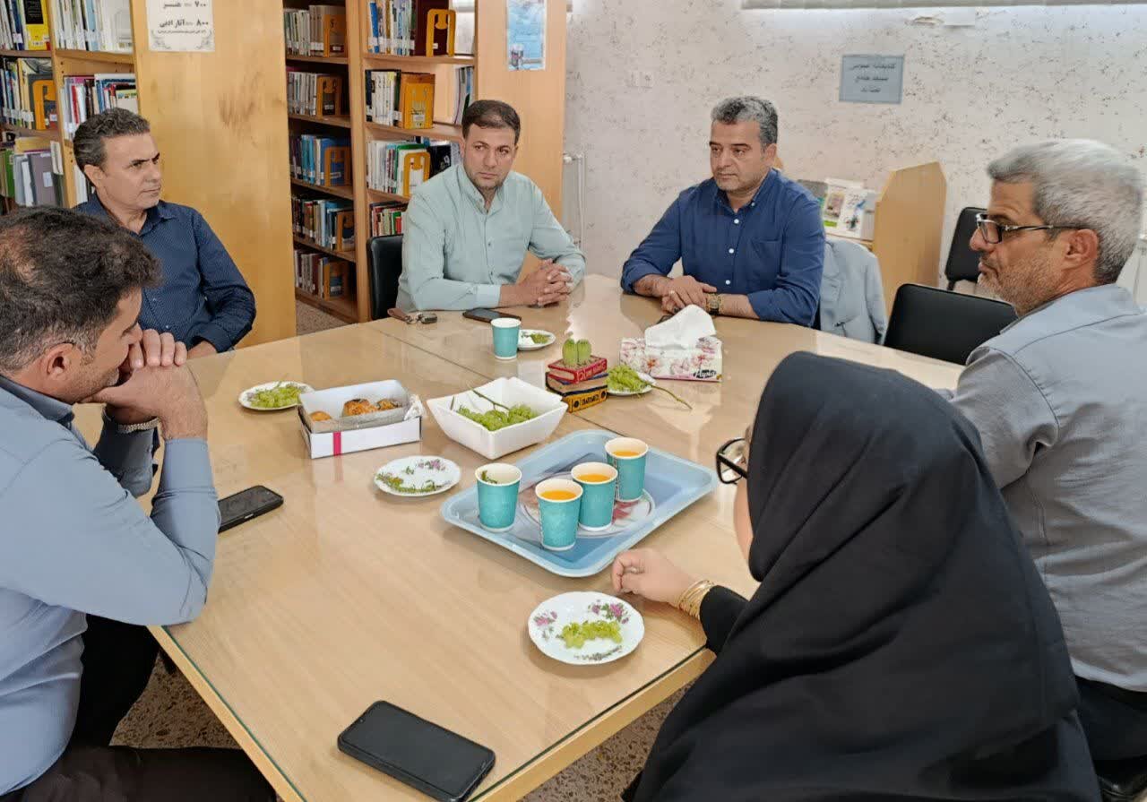 برگزاری دومین جلسه انجمن کتابخانه‌های عمومی شهرستان دهاقان