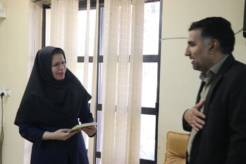 بازدید مدیرکل اداره کتابخانه‌های عمومی استان خراسان رضوی از خبرگزاری جمهوری اسلامی مرکز خراسان رضوی( ایرنا)