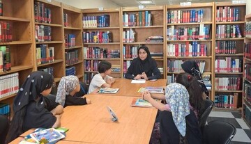 کلاس‌های تخصصی طراحی و نقاشی در کتابخانه شهید اول چهاردانگه