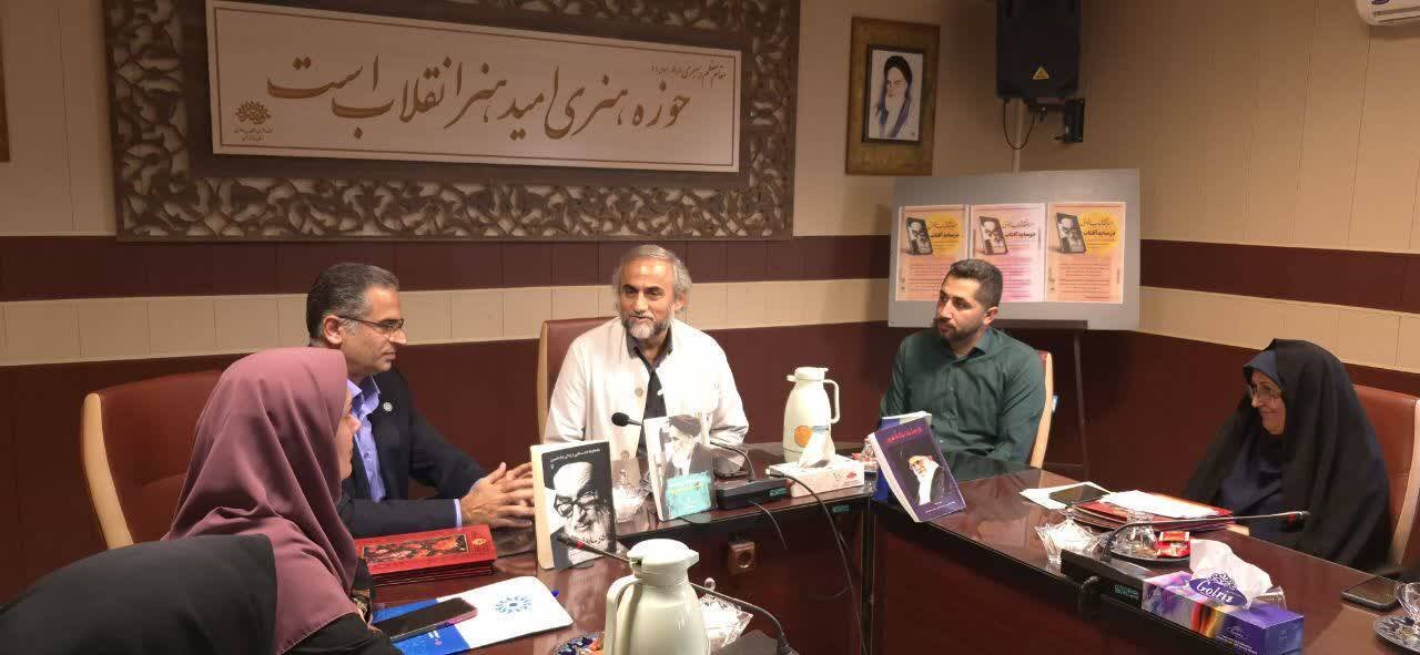 برگزیدگان «در سایه آفتاب» در ساری تجلیل شدند