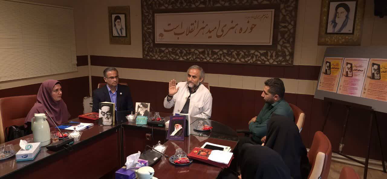 برگزیدگان «در سایه آفتاب» در ساری تجلیل شدند
