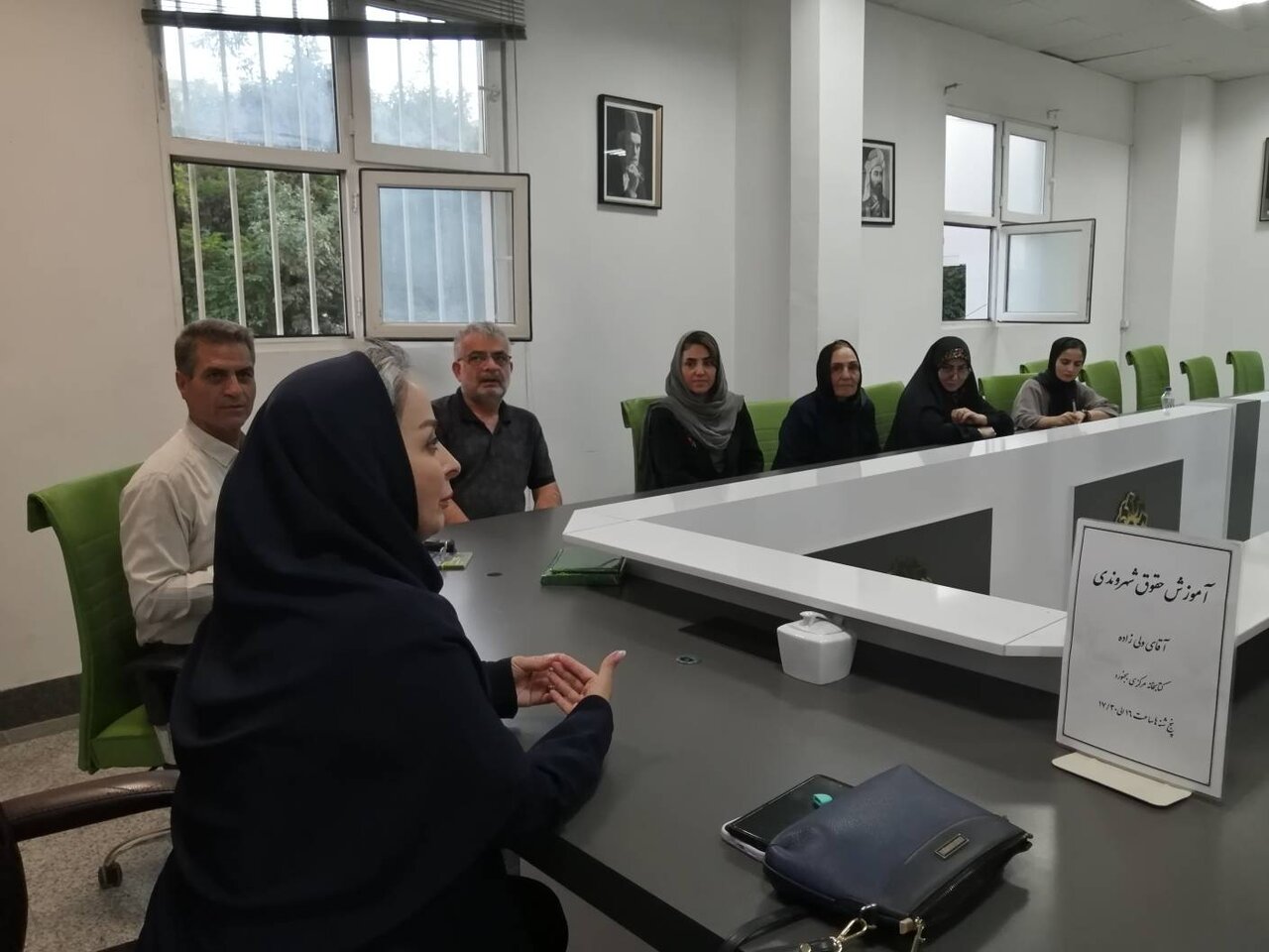 آموزش حقوق شهروندی با محوریت اهدای خون و سلولهای بنیادین در کتابخانه مرکزی بجنورد