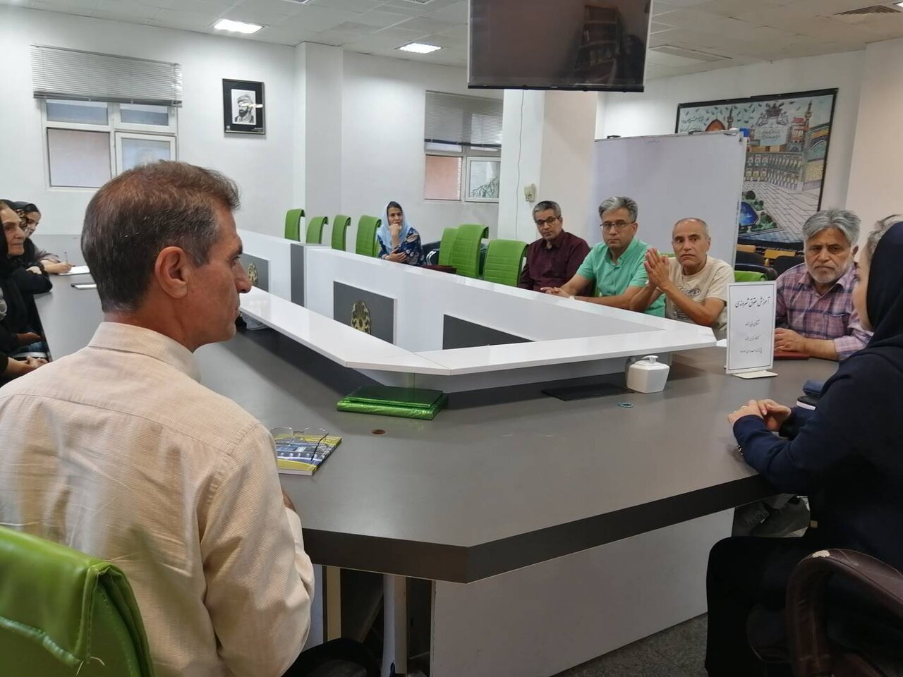 آموزش حقوق شهروندی با محوریت اهدای خون و سلول‌های بنیادین در کتابخانه مرکزی بجنورد