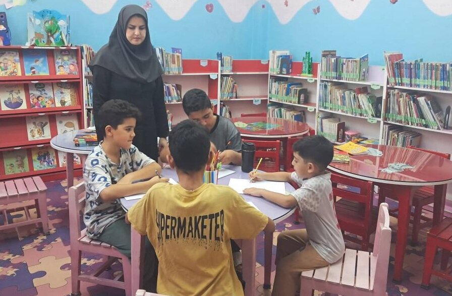 از قصه‌گویی تا کارگاه‌های آموزشی؛ تابستانی پرنشاط در کتابخانه‌های استان تهران