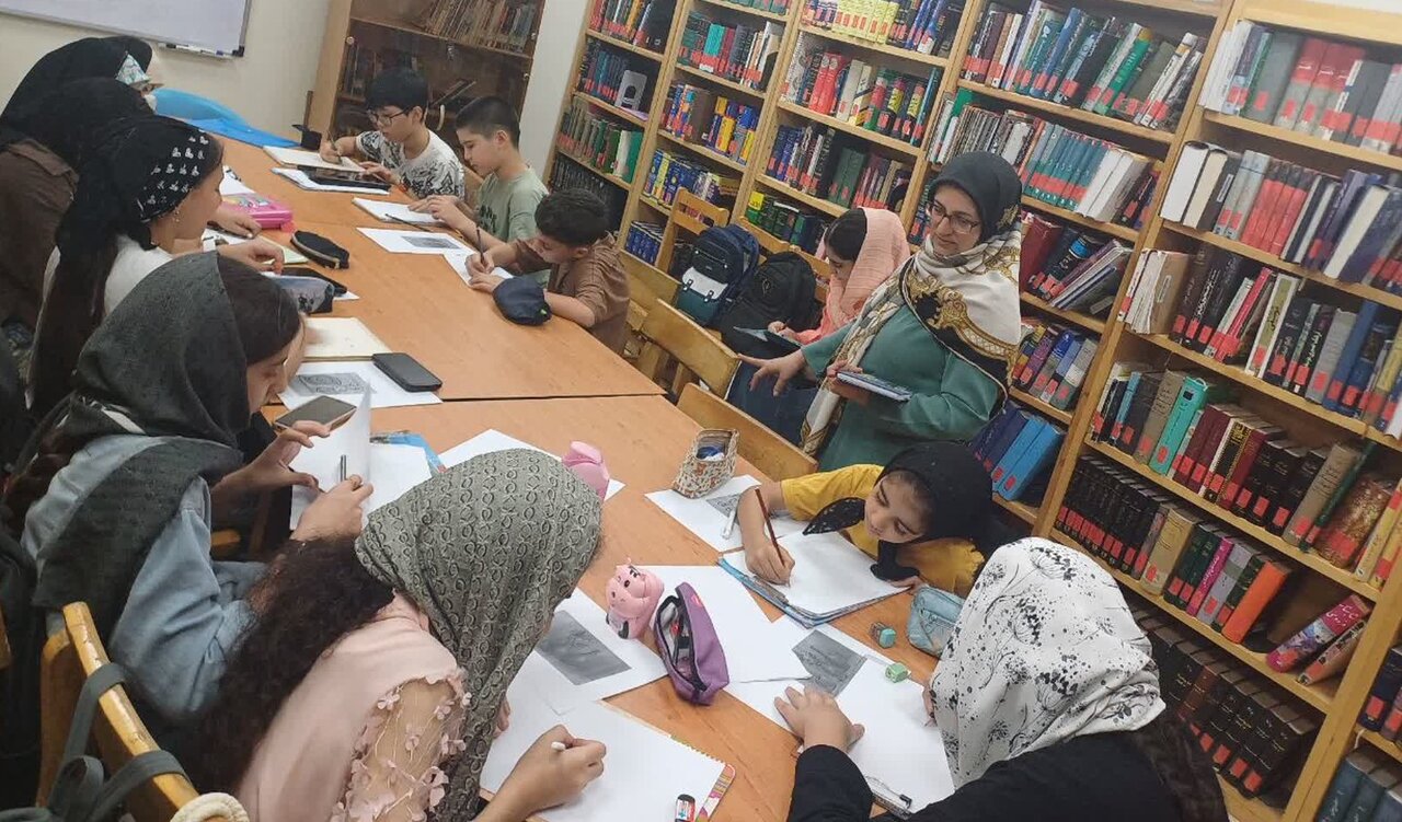 از کارگاه‌های ادبی تا آموزش کامپیوتر در کتابخانه‌های شهرستان پیشوا