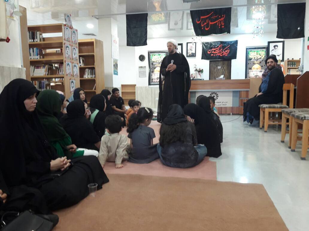 مراسم سوگواری در کتابخانه عمومی مرحوم حاج علی قره‌حسنلو چهارباغ برگزار شد