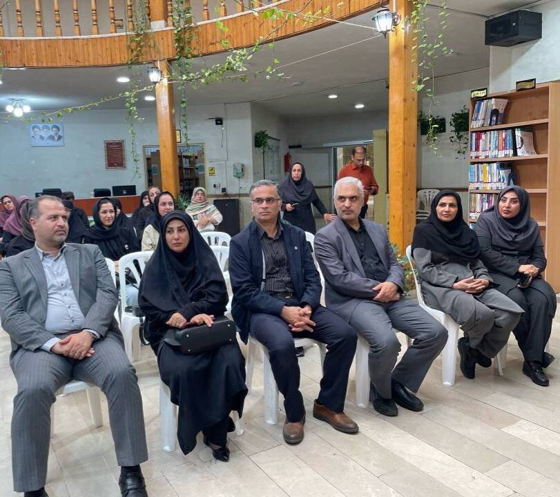 «عصر شعر کلمات نذری ۵» در بابل برگزار شد