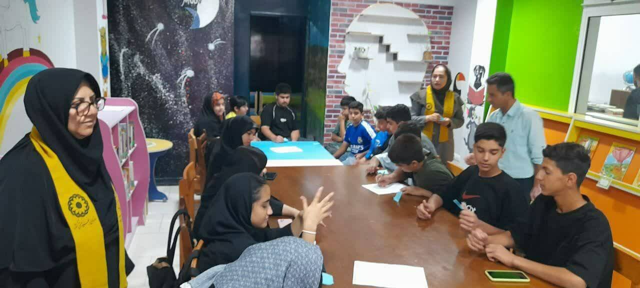 کارگاه آموزش مشارکت اجتماعی نوجوانان در کتابخانه مرحوم محمد حبیبی لمراسک برگزار شد