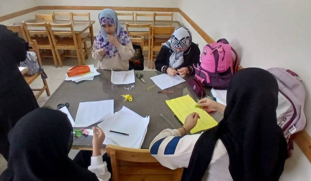 کارگاه آموزش نمددوزی در کتابخانه عمومی شهر پول برگزار می‌شود