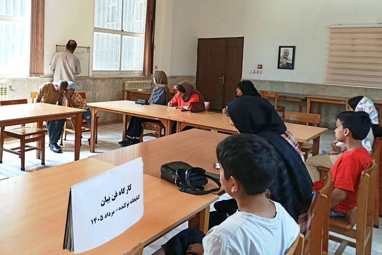 کارگاه‌های فن بیان و بازیگری در کتابخانه عمومی نوکنده برگزار شد