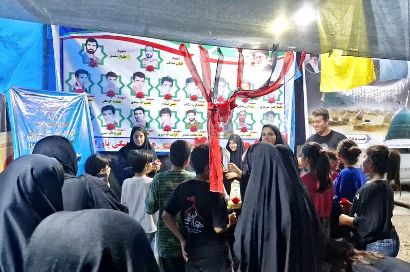 هم‌قدم با زائران؛ موکب فرهنگی کتابخانه‌های دشتستان در پیاده‌روی بزرگ ولایت