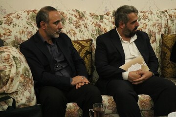 دیدار دبیرکل نهاد با خانواده شهید در استان  اردبیل