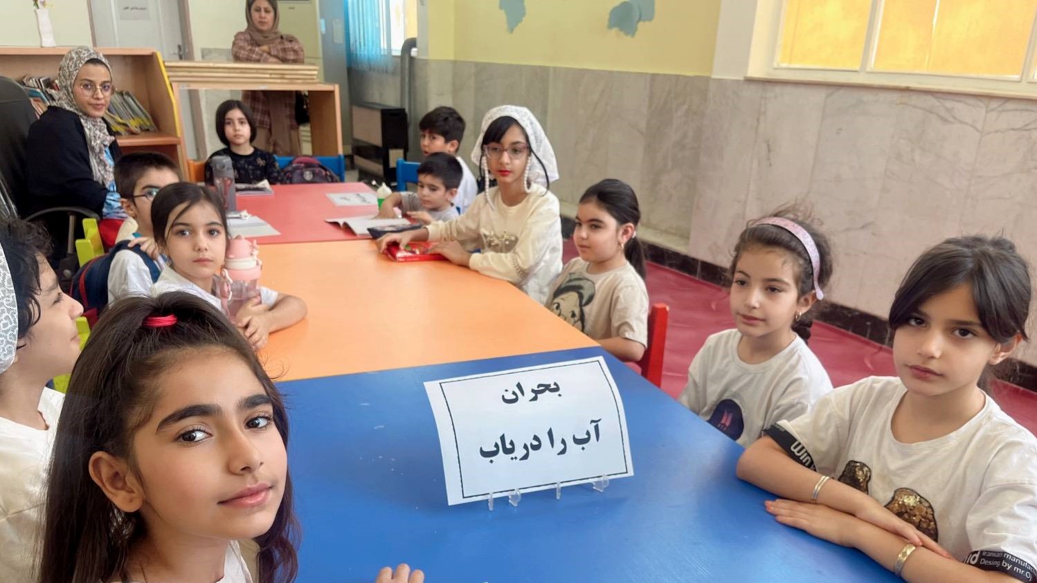 برگزاری کلاس آموزش نقاشی با محوریت «بحران آب» در کتابخانه عمومی حاج یوسف بهبهانی