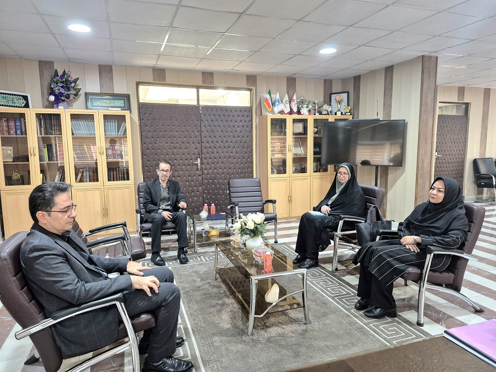 امضای تفاهمنامه همکاری «ادارهکل کتابخانههای عمومی» و «جمعیت هلال احمر» کردستان