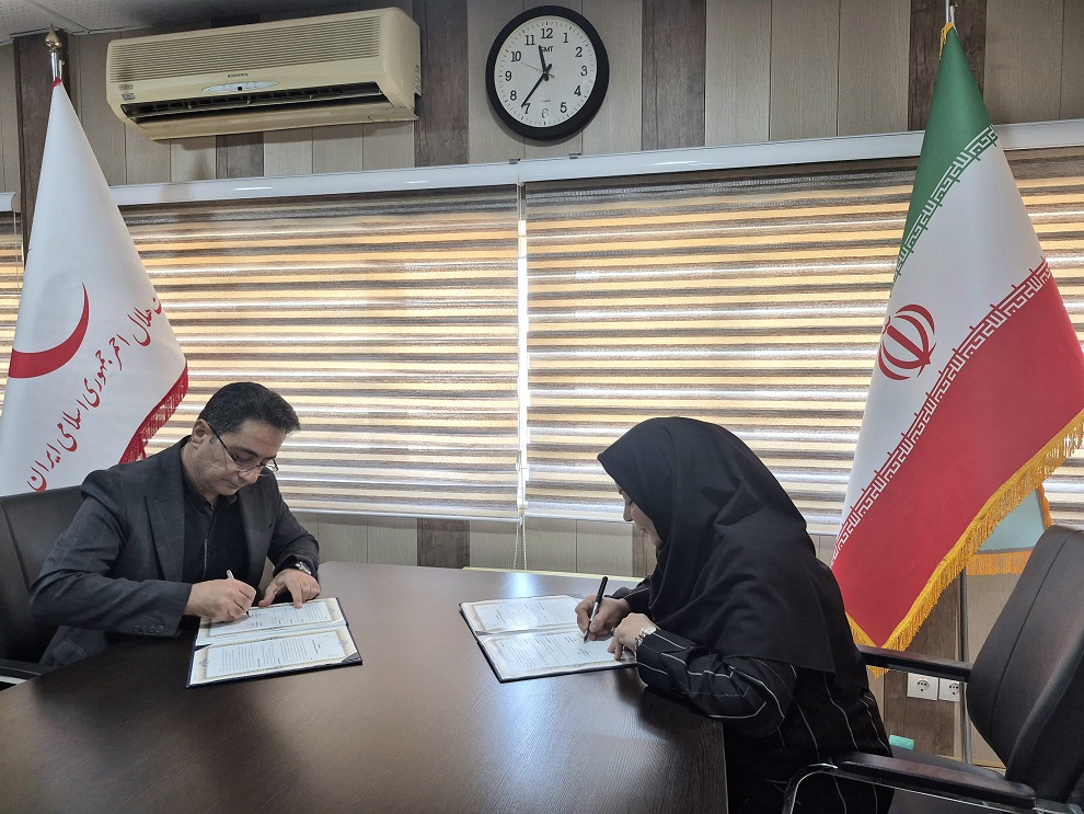 امضای تفاهمنامه همکاری «ادارهکل کتابخانههای عمومی» و «جمعیت هلال احمر» کردستان