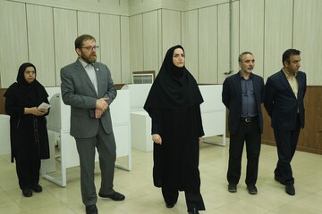 بازدید دبیرکل نهاد از کتابخانه مرکزی اردبیل