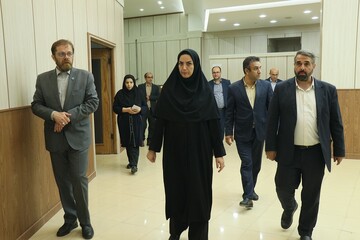 بازدید دبیرکل نهاد از کتابخانه مرکزی اردبیل
