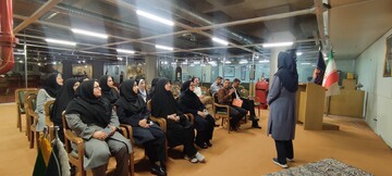 بازدید کتابداران کتابخانه های عمومی شهر تهران از کتابخانه ملی ایران