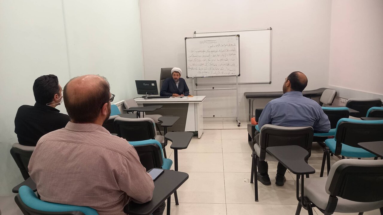 برگزاری مجموعهای از نشستهای ادبی، آموزشی و خانوادهمحور در کتابخانه سهروردی زنجان