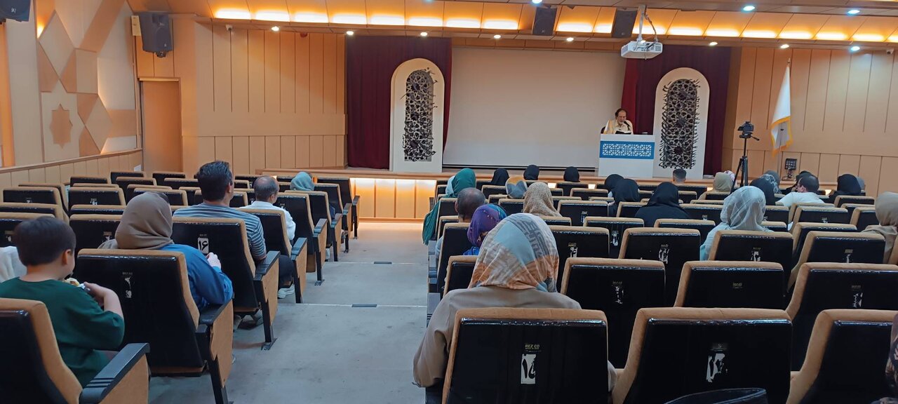 برگزاری مجموعهای از نشستهای ادبی، آموزشی و خانوادهمحور در کتابخانه سهروردی زنجان