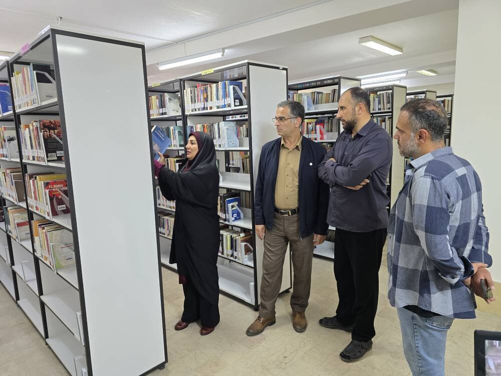 فلاح کردآبادی از کتابخانههای عمومی شهرستان بابل بازدید کرد