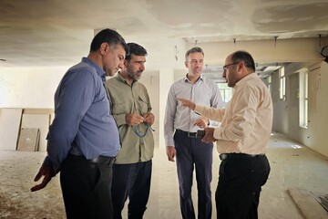 بازدید مسئولان شهری از روند ساخت کتابخانه علامه حلی زنجان