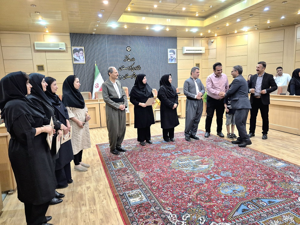 برگزاری جلسه انجمن کتابخانههای عمومی شهرستان مریوان با حضور مدیرکل کتابخانههای عمومی کردستان