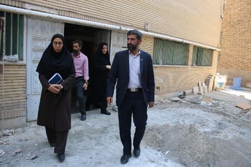 بازدید رئیس دادگاه‌های عمومی و انقلاب شهرکرد از پروژه کتابخانه مولوی