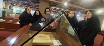 بازدید جمعی از کتابداران شهر تهران از کتابخانه ملی ایران