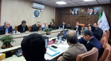 سفر یک روزه سرپرست اداره‌کل کتابخانه‌های عمومی استان تهران به ورامین/شرکت در جلسه انجمن کتابخانه‌های عمومی شهرستان با حضور فرماندار