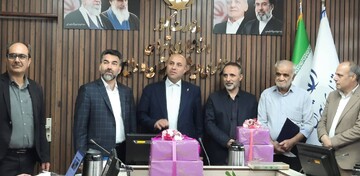 سفر یک روزه سرپرست اداره‌کل کتابخانه‌های عمومی استان تهران به شهرستان ورامین/تقدیر از نویسندگان بومی با حضور فرماندار