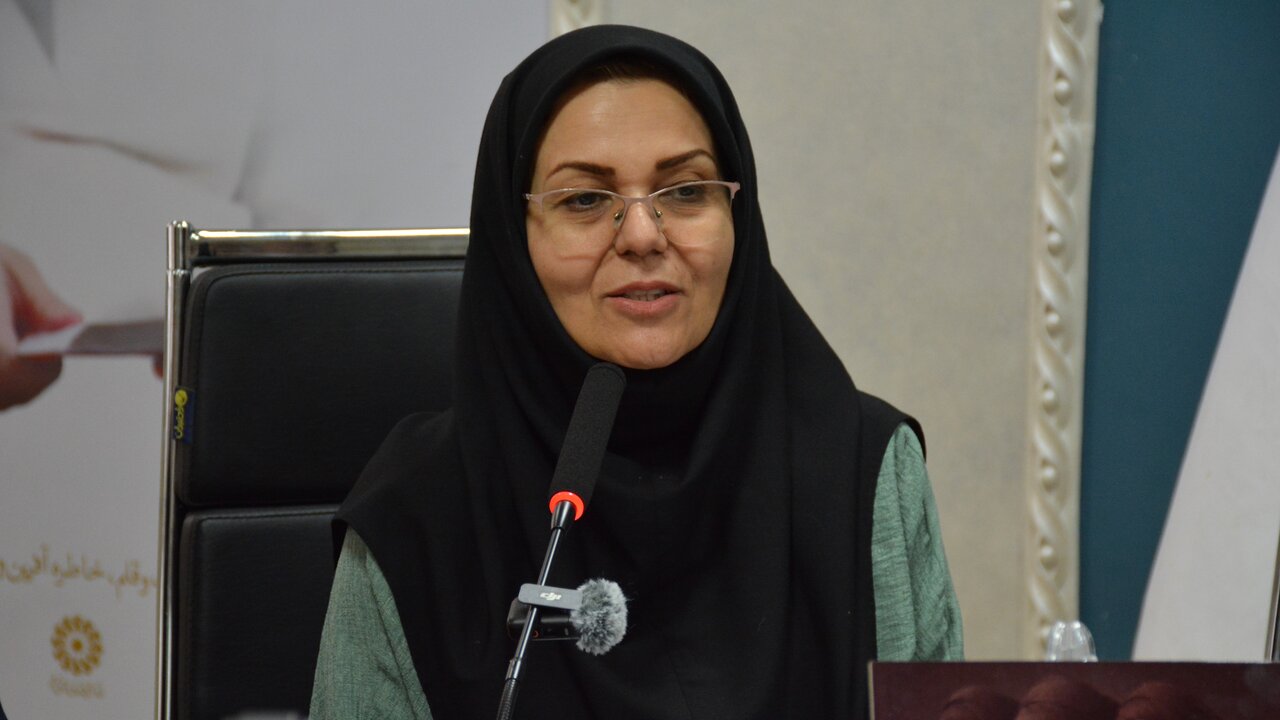 حمایت از پدیدآورندگان بومی و بهره‌گیری از ظرفیت پیشکسوتان شعر و ادب