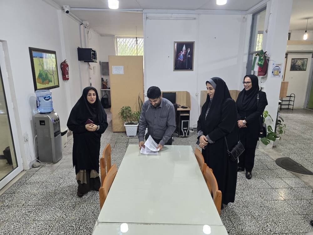 فلاح کردآبادی، ظرفیتها و مسائل کتابخانههای عمومی شهرستان نور را از نزدیک بررسی کرد