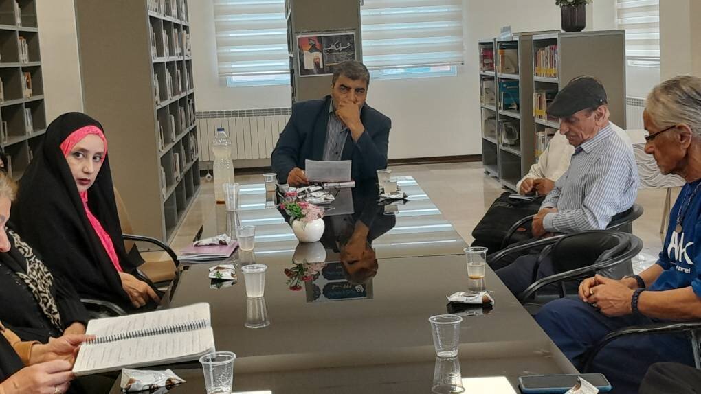 برگزاری نشست نقد و بررسی کتاب «امام رضا (ع) و ایران» در کتابخانه عمومی برادران لُر نوشهر