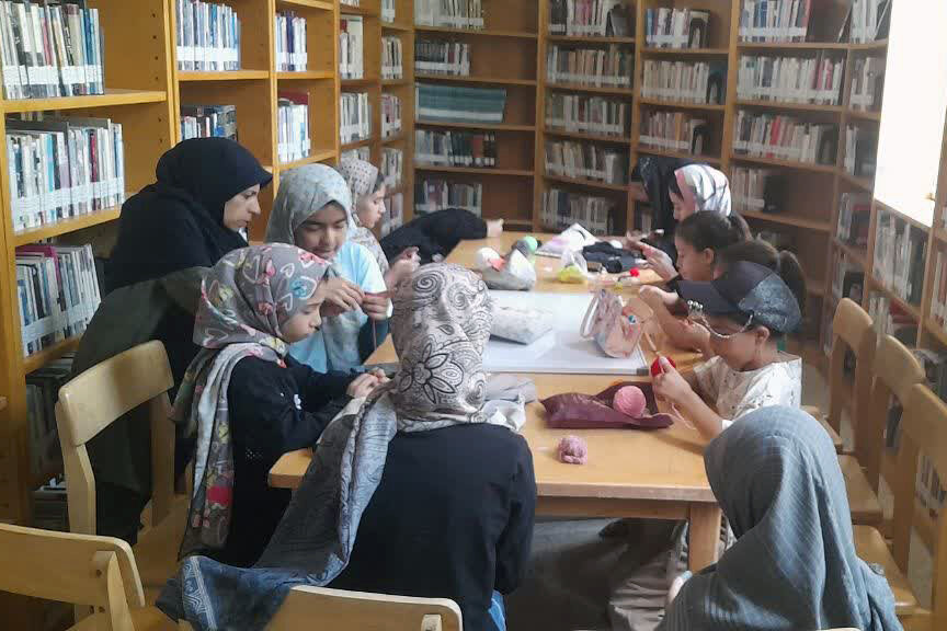 کتابخانه‌های عمومی استان مرکزی؛ بستری برای یادگیری و خلاقیت