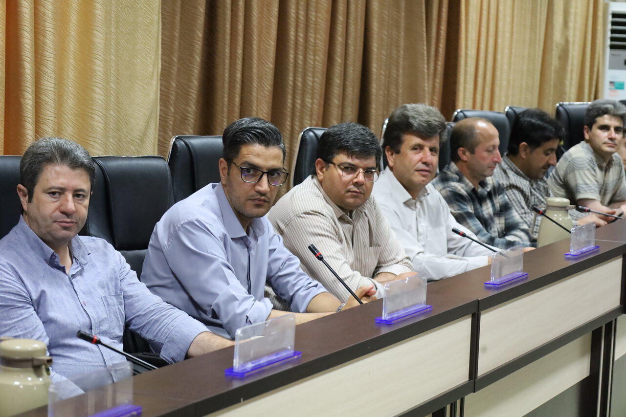 دوره آموزشی «آشنایی با هوش مصنوعی و کاربرد آن در کتابخانههای عمومی» در آذربایجان غربی